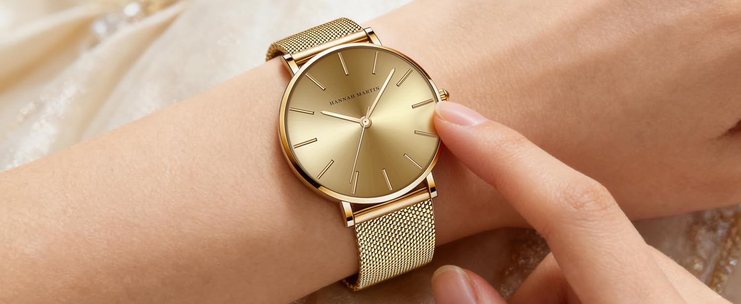 Luxury Simple Fashion Ladies' Gold Watch. A thoughtful gift for her